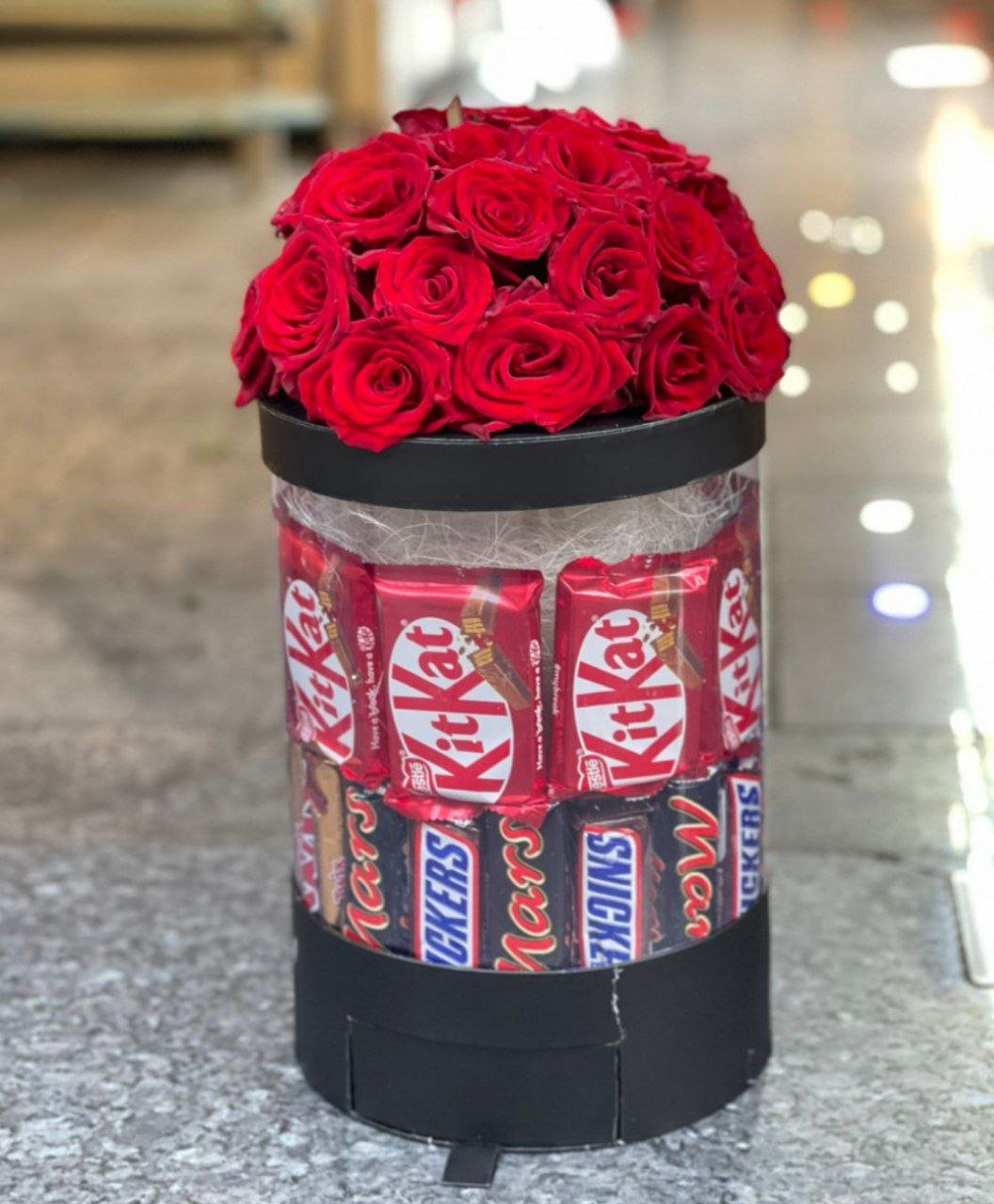 بوكس شوكولا و ورد جوري