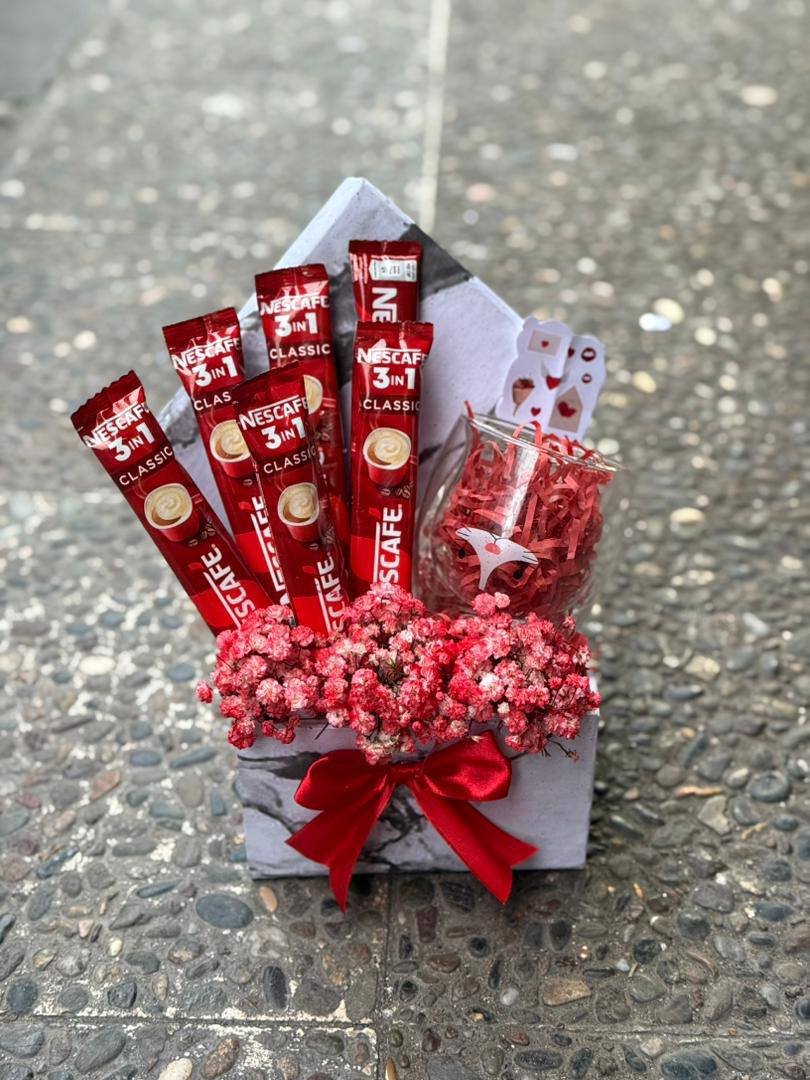 ماغ و نسكافيه