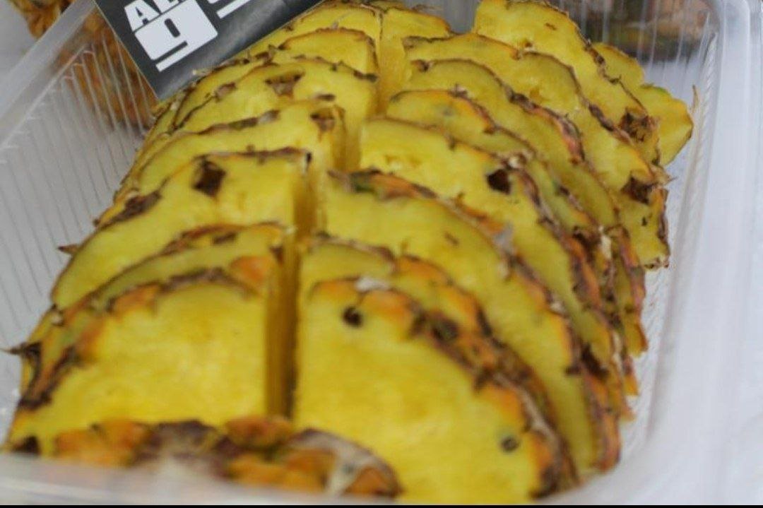 صحن اناناس طبيعي