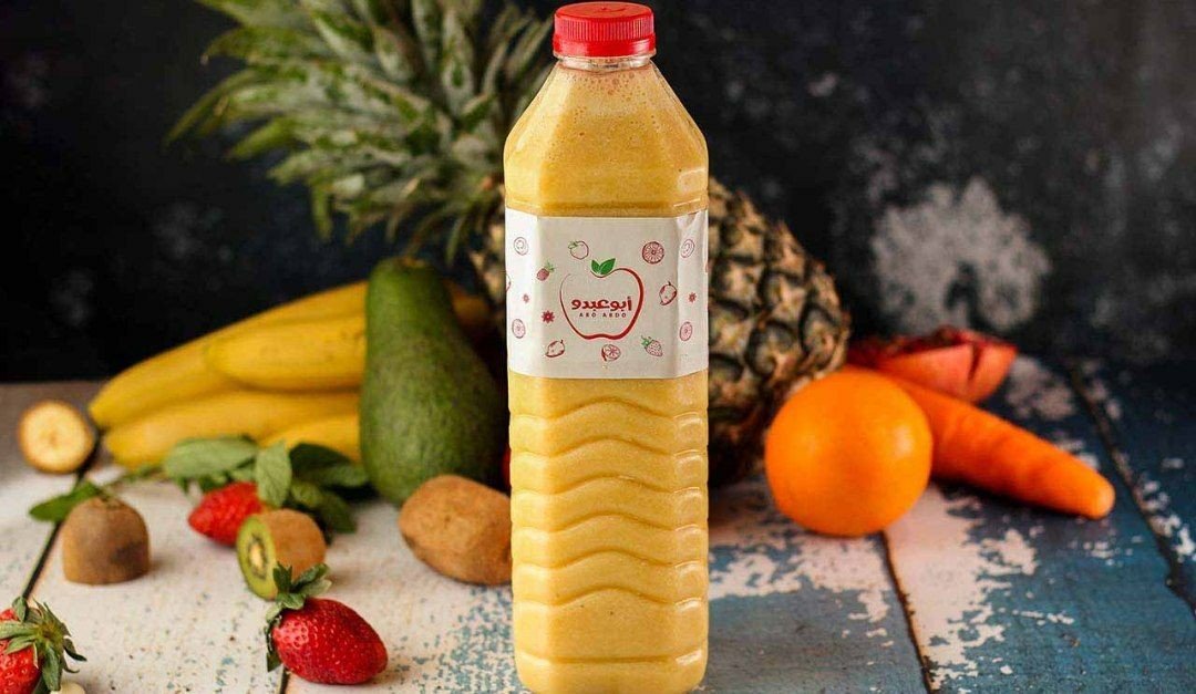 عصير برتقال وتفاح وموز