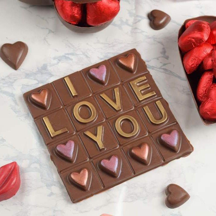 لوح شوكولا قلوب