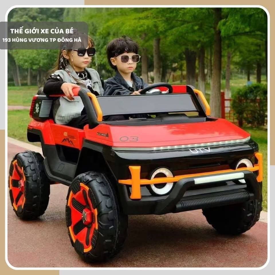 سيارة كهربائية تتسع لشخصين