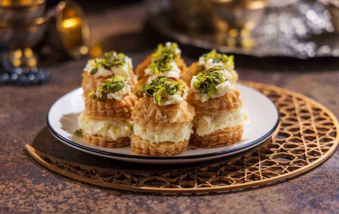 وردات بالقشطة