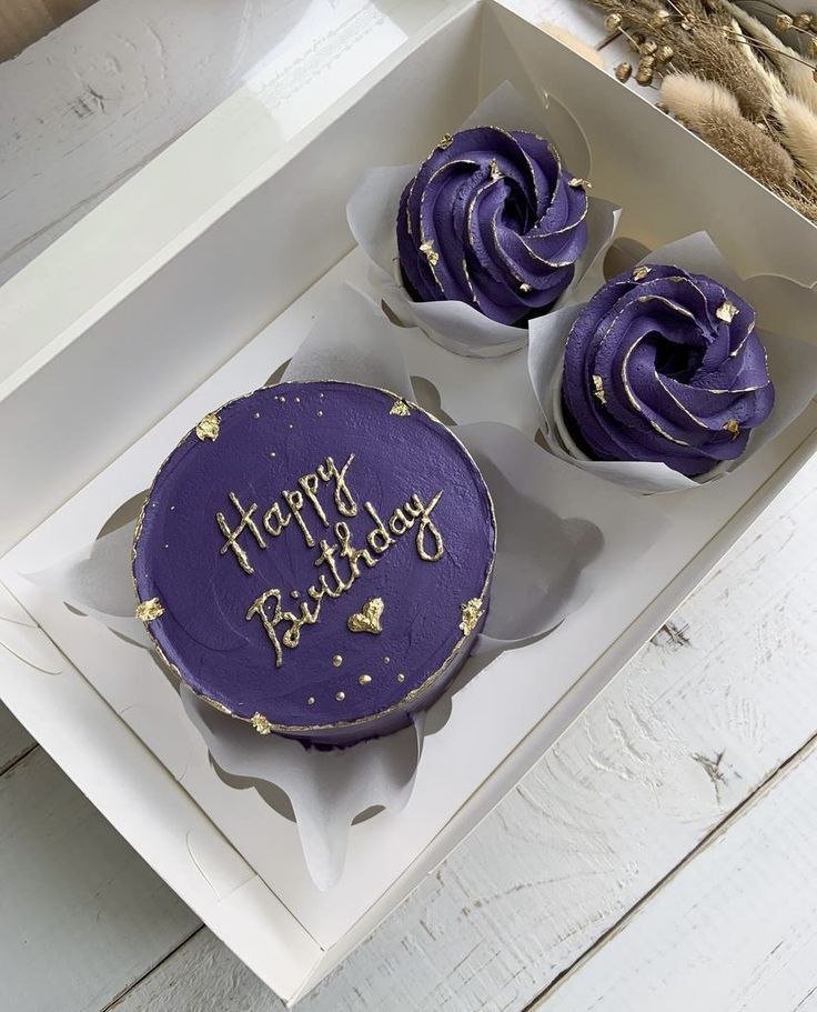 بوكس ميني كيك و كب كيك 1