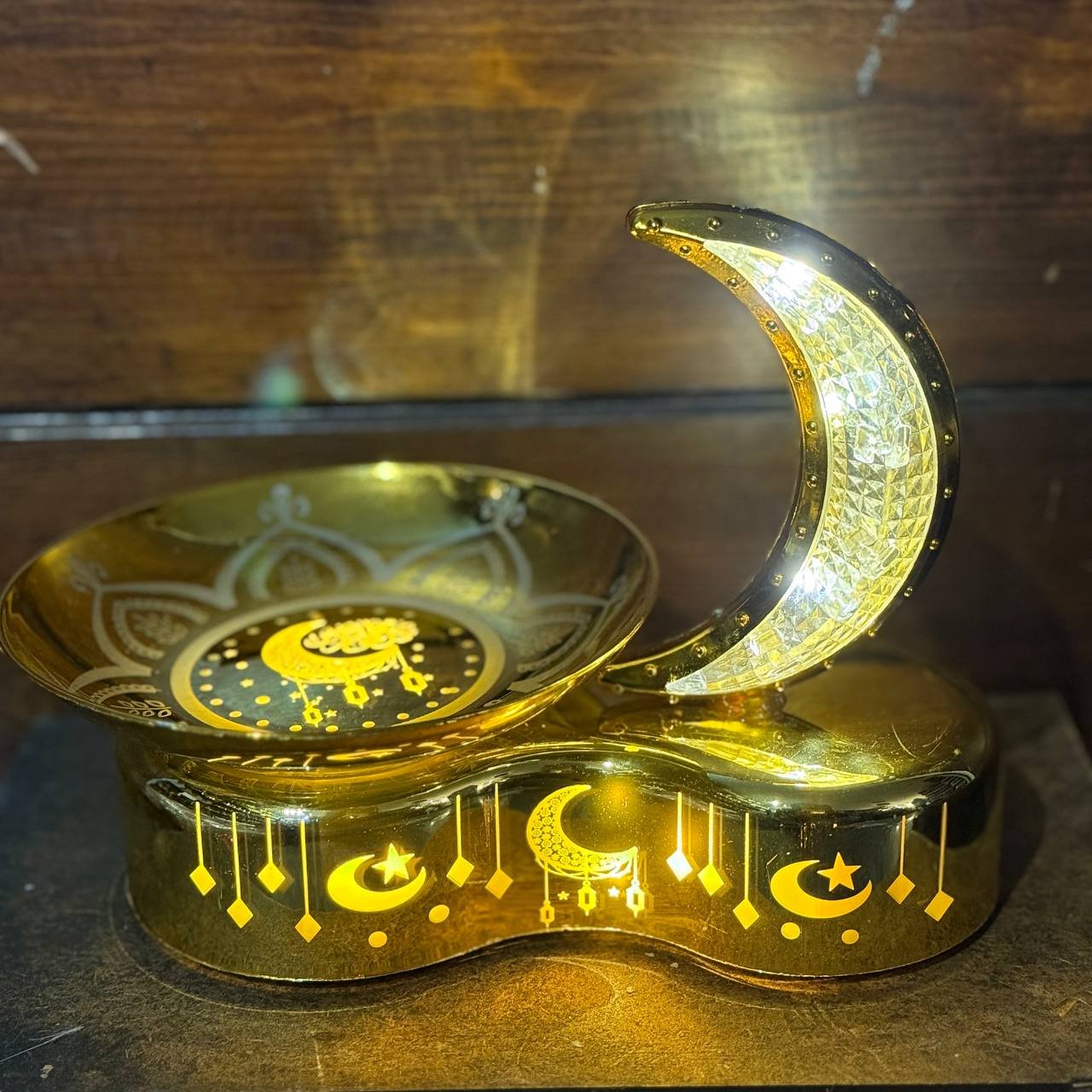 تمرية رمضان و هلال مضيء